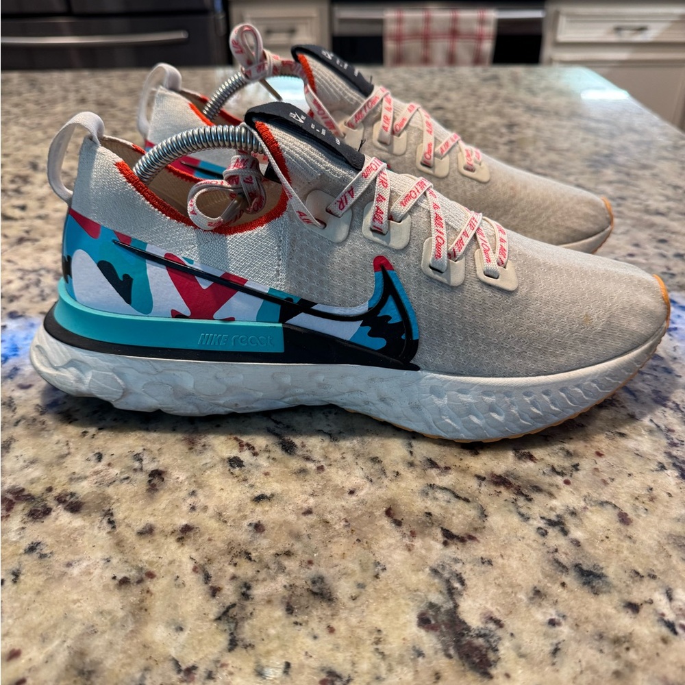 Nike React White and Multicolor Sneakers men’s